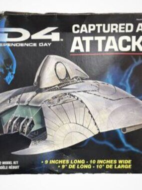 Lindberg 77311 1/72 Independence Day ID4 Captured Alien Attacker Ship Model Kit